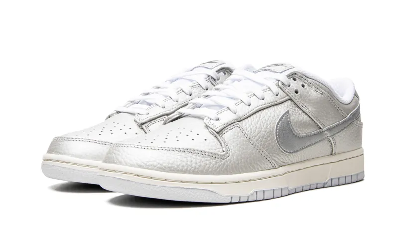 Nike Dunk Dunk Low 'Metallic Silver'